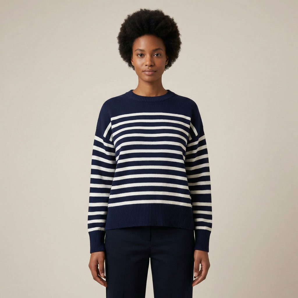 Pruhovaný pletený svetr s padlými rameny