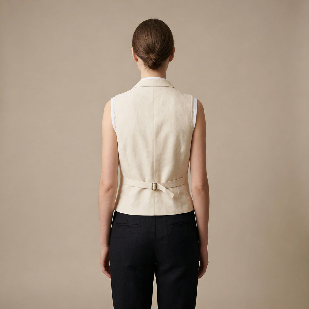 Vesta v pánském stylu s nastavitelným páskem